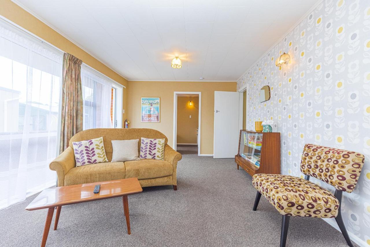 Le Riva Bed And Breakfast By The Beach Whanganui Extérieur photo