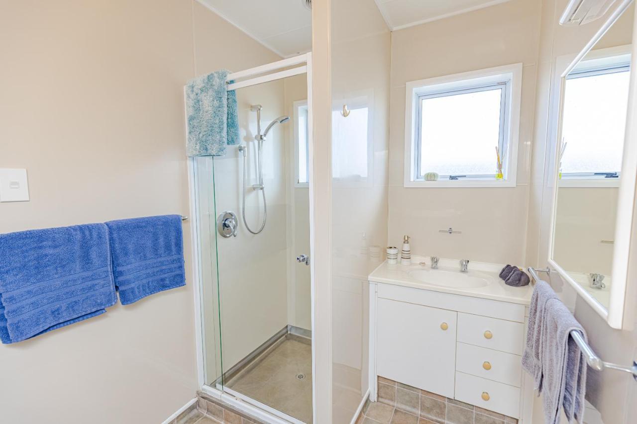 Le Riva Bed And Breakfast By The Beach Whanganui Extérieur photo