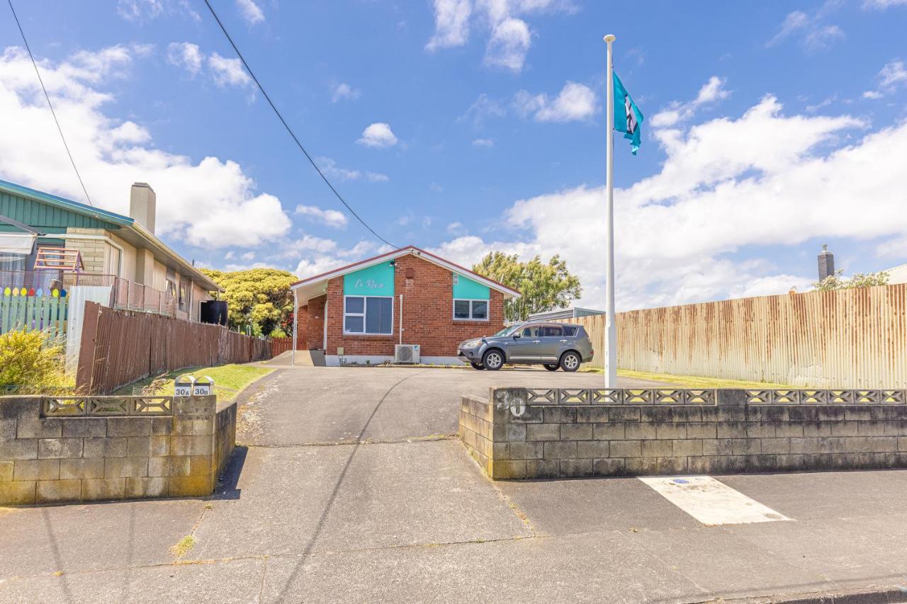 Le Riva Bed And Breakfast By The Beach Whanganui Extérieur photo